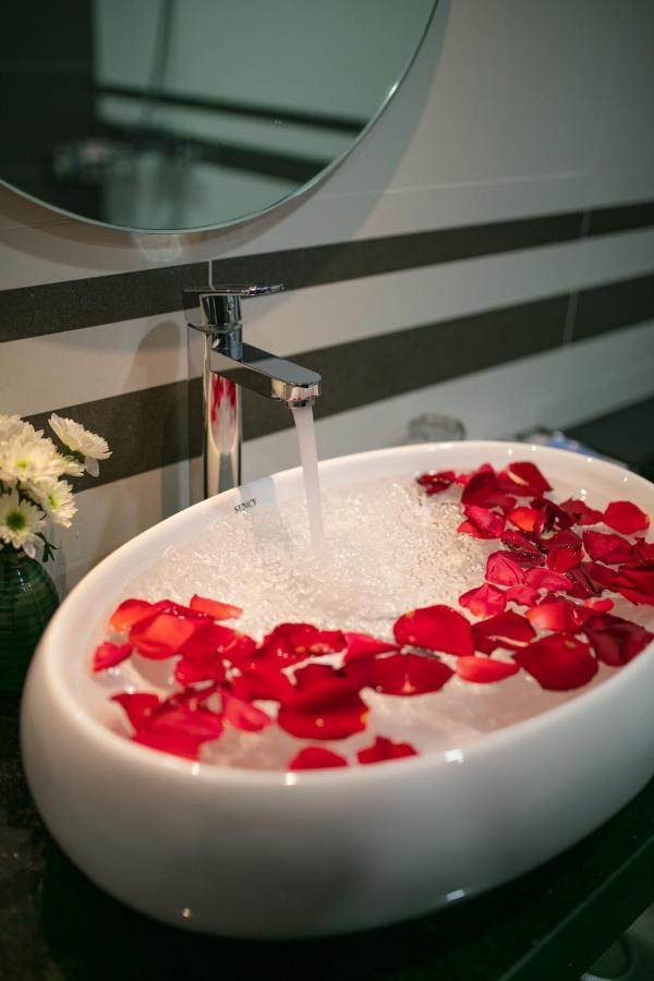 Hanoi Saga Hotel Экстерьер фото